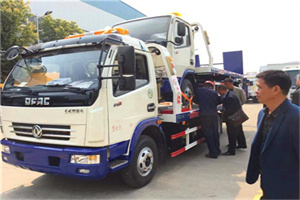 城桥镇汽车道路救援拖车价格